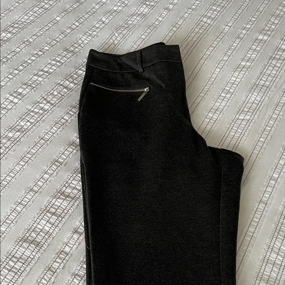 Stylish gray Trousers with Zipper Pockets, straight leg, never worn! - Picture 6 of 7